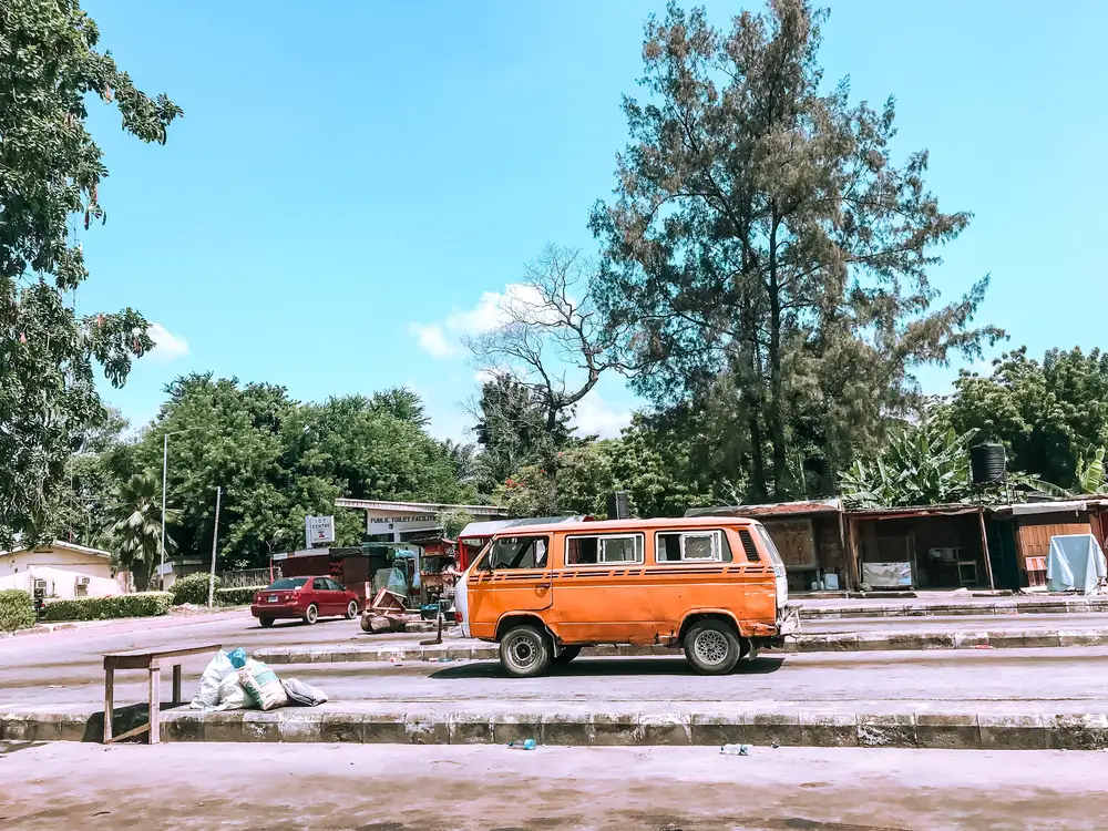Old yellow bus