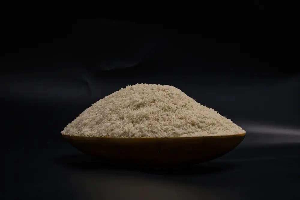 Bowl of raw pishori rice
