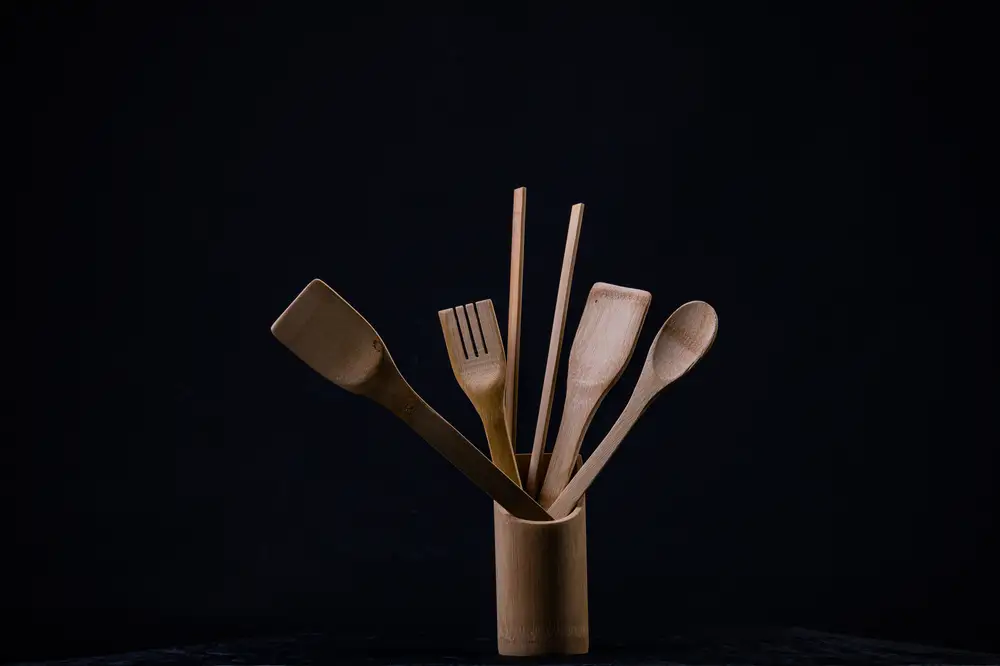 Wooden utensils In a conainer