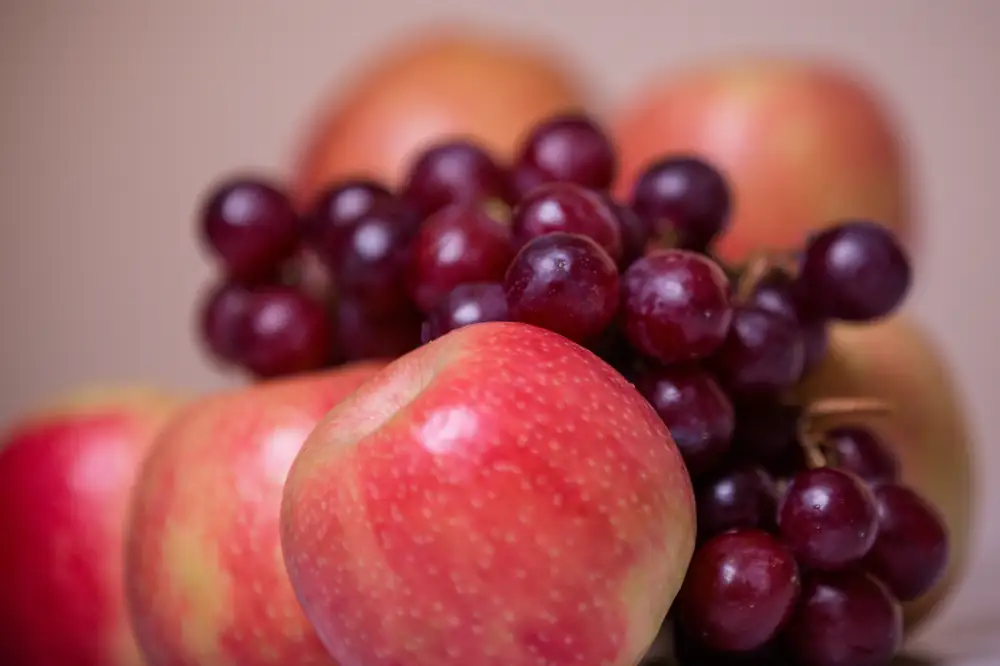Portrait of healthy Apples and grapes