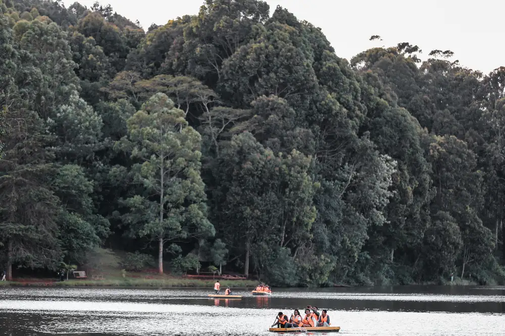 People in a boat on a lake