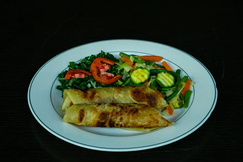 Vegetables with Egg wraps