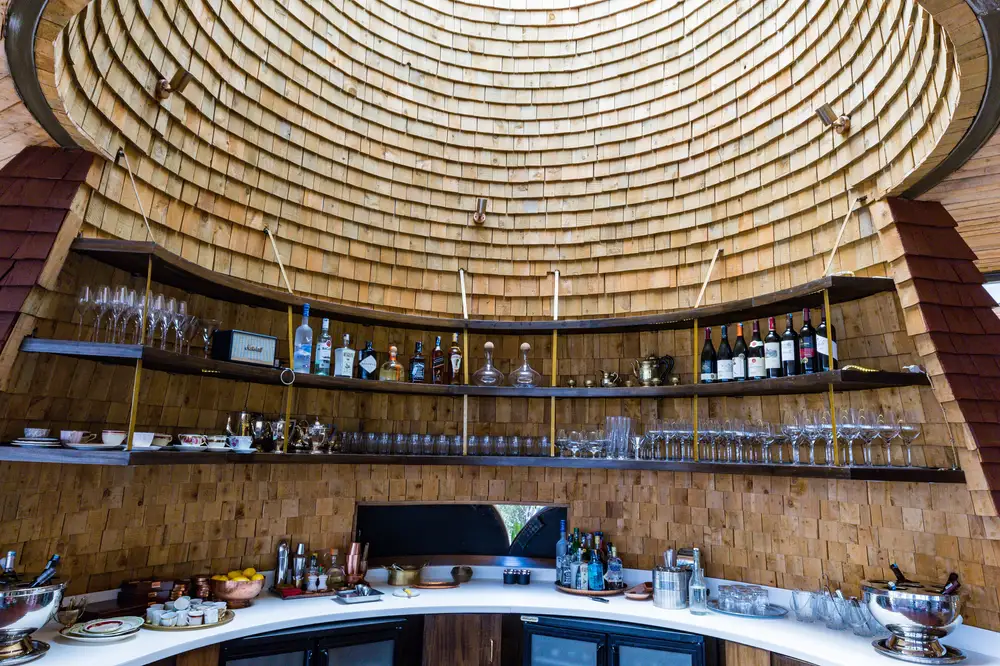 Cylindrical Wine bar with no roof