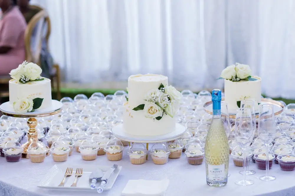 Weddingg Cakes and cupcakes