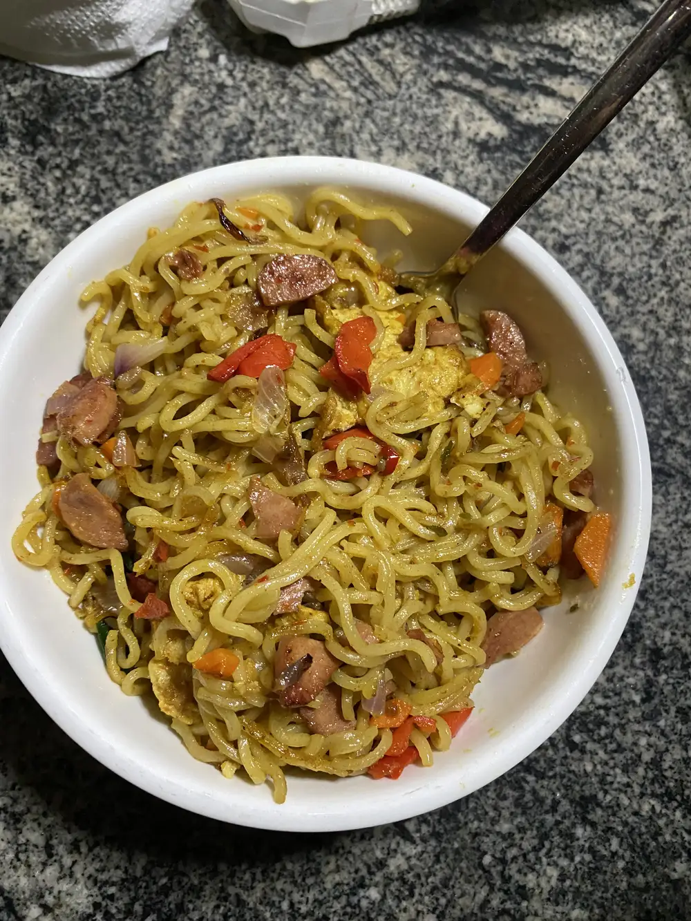 A plate of indomie