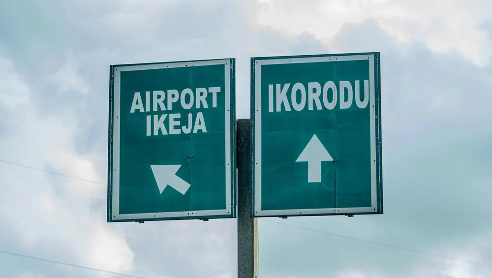 Airport Ikeja and Ikorodu road signs