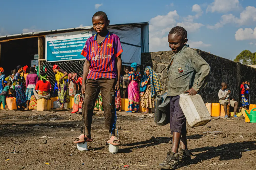 kids playing